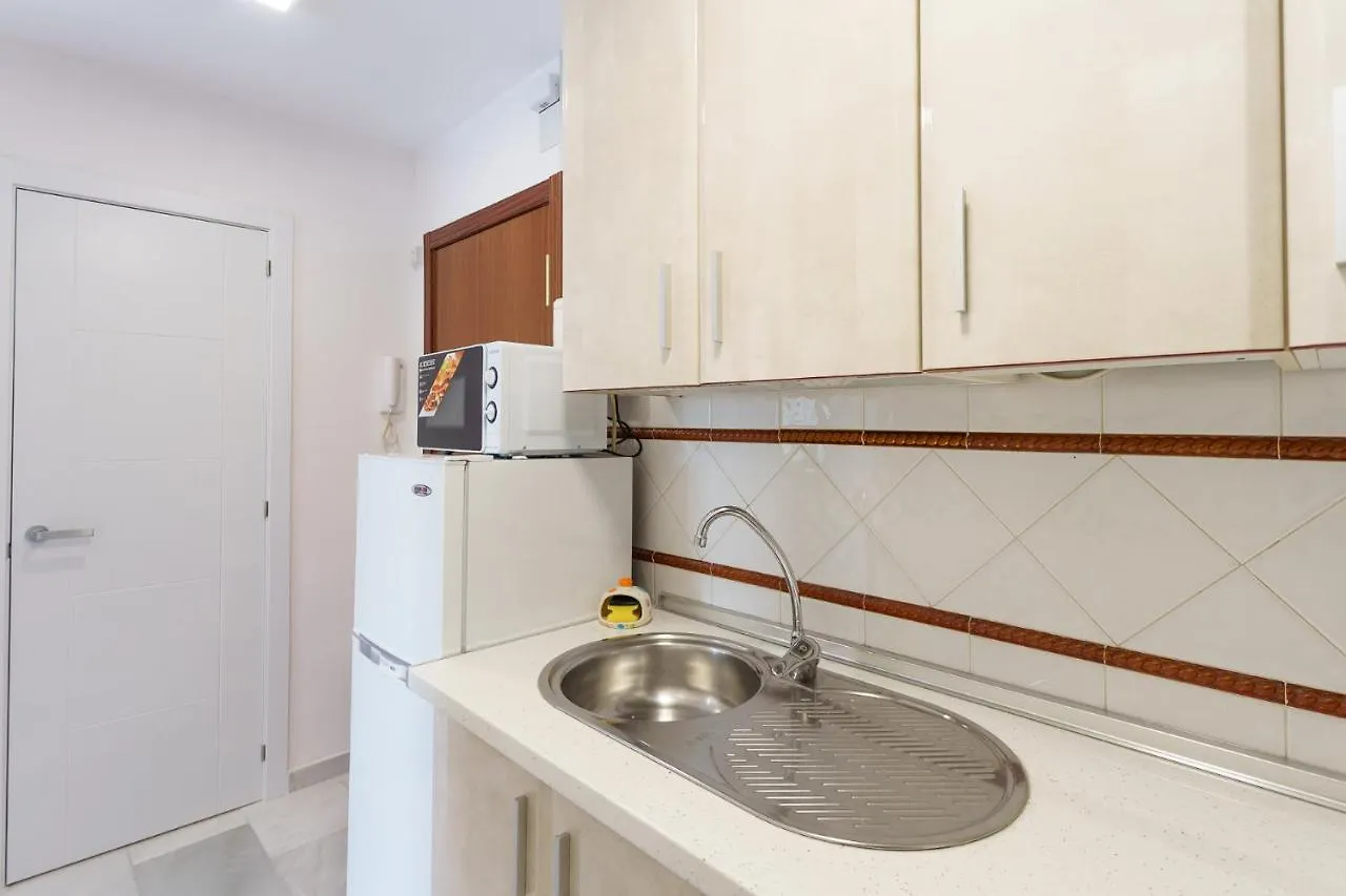 Malagasuite Carihuela Apartments Torremolinos