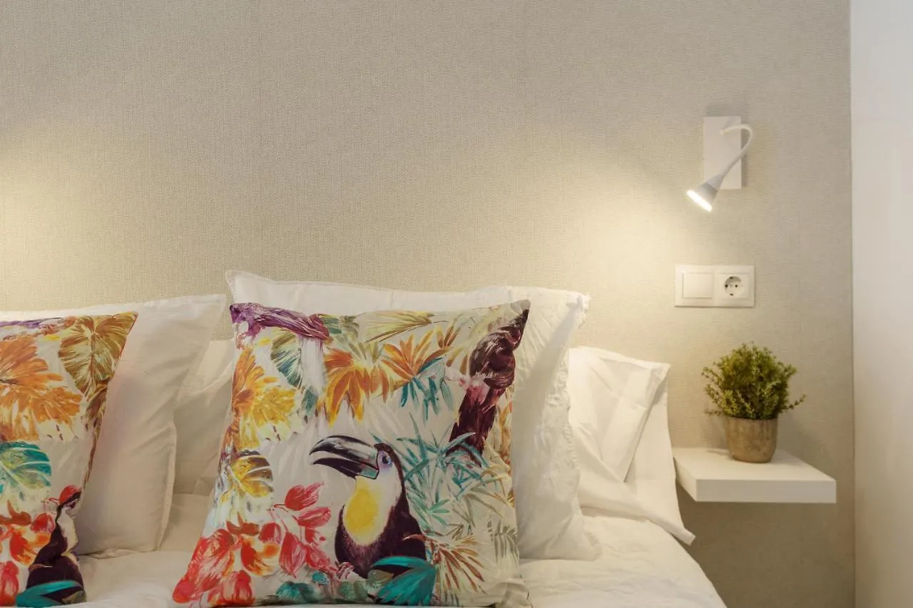 Malagasuite Carihuela Apartments Torremolinos